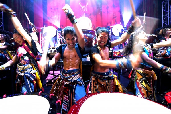 yamato-the-drummers-of-japan-c-masa-ogawa-1